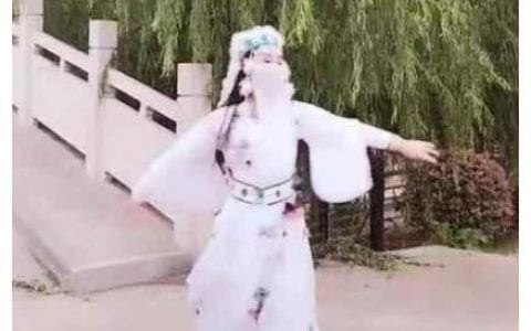 抖阴版“香妃”火了，网友：“刘丹”回来了