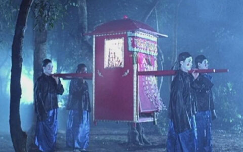 抖阴别害怕等会眼神坚定一点bgm，她的眼光她的眼光是什么歌