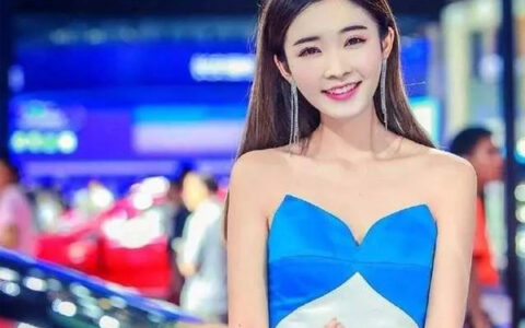 她是最清纯的“女神车模”，刚走红就被问“多少钱一夜”