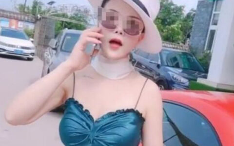 重庆保时捷女司机李某更多嚣张争执视频被扒，事件还在持续发酵中