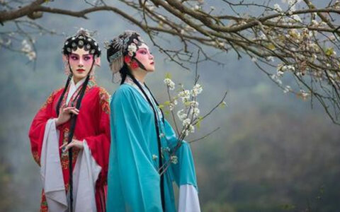 抖阴帘被掀起霎那间惊艳全席是什么歌，谢衣歌曲介绍
