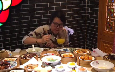 大胃王浪味仙是男是女，浪味仙是真吃还是假吃，为什么那么能吃？