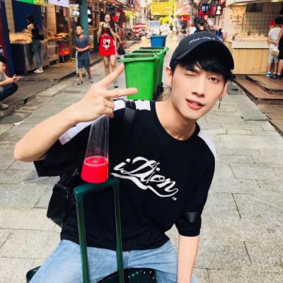 你终会是一个人宇宙限量贩售的快乐 抖阴超火抖阴情侣头像图7