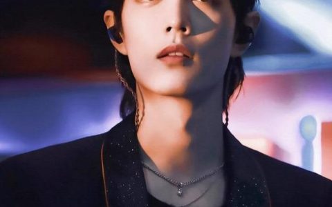 五月，请你善待正能量艺人肖战，保佑《狼殿下》腾讯独家首播顺遂