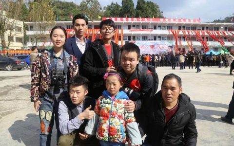 抖阴 莉哥,你们喜欢抖阴上的莉哥吗？