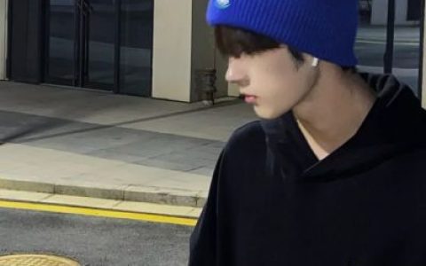 你期待的正在加速向你赶来(很酷很帅气的高冷扣扣男头)