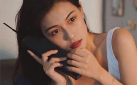 艰难的日子里你从未缺少爱(长我审美上的好看女生头像)