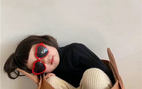 可爱萌娃摆烂头像呆萌真人你会焕发出不一样的光彩
