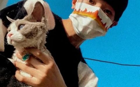我也没什么野心就想发个财而已(文艺感爆棚的男生头像很有质感)