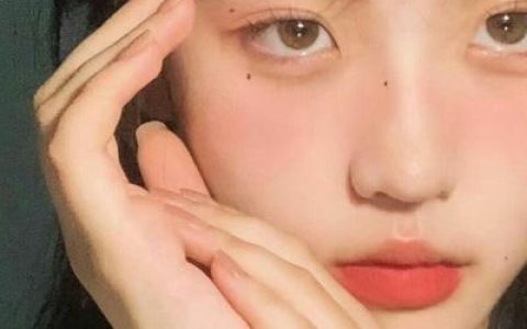 不要太过期待别人的感同身受(美女很高级又很漂亮的抖阴头像)