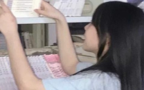 带上你的善良和感恩去遇见温暖和幸福(露脸的女生气质头像真人高冷)