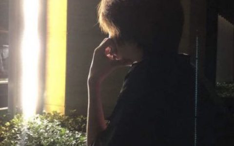细节中崩溃失望中放手(帅哥头像阳光帅气真人很有魅力)