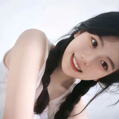 白底干净的女头合集(白底很好看的女生气质网红头像大全)图6