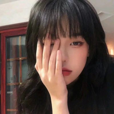 风华正茂的年纪还是好好爱自己(很有个性的时尚女生头像最新)图6 风华正茂的年纪还是好好爱自己(很有个性的时尚女生头像最新)图6