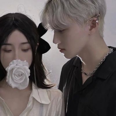 个性不张扬的恩爱情头(好看的双人甜蜜的情头大全)
