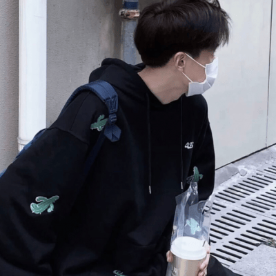 在这片无人开拓的秘境种下一个世纪的浪漫(优质又很高品质高傲的男生头像)