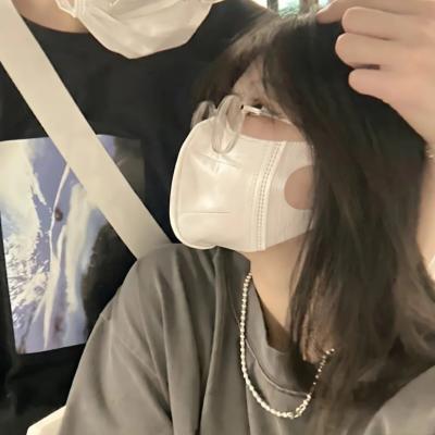 懂得适可而止才是最聪明的体面(双人情侣头像超甜高清)