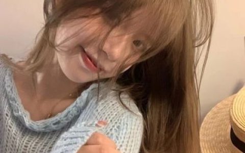 我们志在星辰大海无需为蜉蝣驻足(全新春节好看的喜庆女生头像)