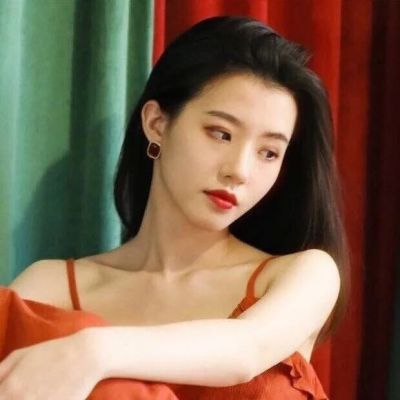 年的好运正向你飞奔而来(很有气质的女人头像超级好看)图