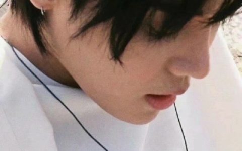 气质好啊看小哥哥男头合集(超级好看的男生真人帅气男头)