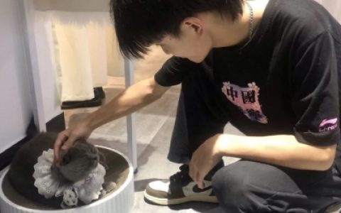 对的人兜兜转转还是会遇见(很霸气的男孩帅气头像精选)