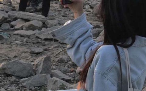 原来见不了光的从来就不叫爱情​​​​(不露脸的仙女头像超火)