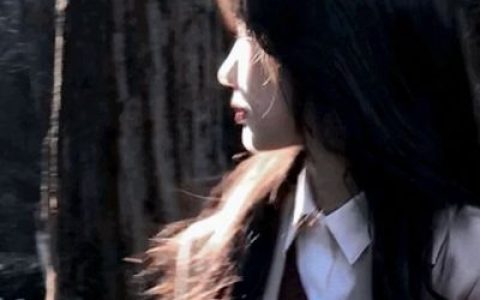 就让我们带着对彼此的偏见永不相见吧(温柔日系的女生好看头像)