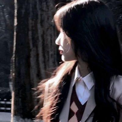 就让我们带着对彼此的偏见永不相见吧(温柔日系的女生好看头像)
