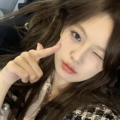 永远喜欢内心柔软的人(女生很俏皮的又很好看的头像)