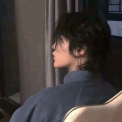 能够吸引粉丝的霸气男头(快手快速涨粉的男生帅气头头像)