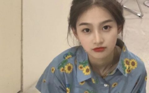 宇宙荒芜山海幻境(干净气质的个性好看抖阴女生头像)