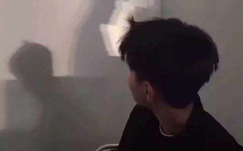 我这个年纪本来就没有快乐可寻了(微丧男生头像冷酷帅气侧脸真人遮脸)