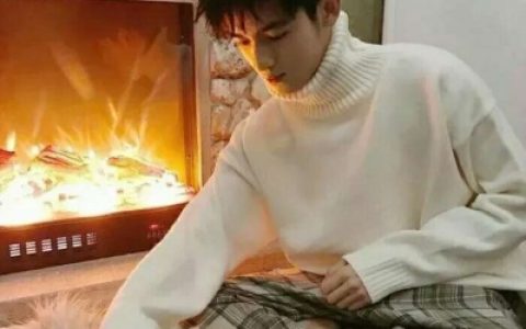让女孩子忍不住多看两眼的男生头像(让人忍不住夸好看的男生头像)