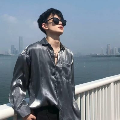不动声色的情况下要比任何人都努力(霸总气质超酷的男生QQ头像)