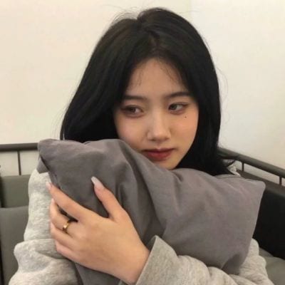 秋天也有自己独有的浪漫(笑起来甜美女生好看的精致头像)