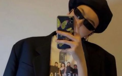 我与旧事归于尽来年依旧迎花开(让人很惊艳的情侣双人头像真人)