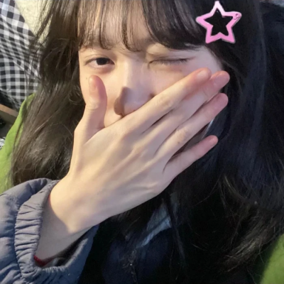 最新热门的女头合集(让人很有保护欲的清纯女生头像)图1 最新热门的女头合集(让人很有保护欲的清纯女生头像)图1
