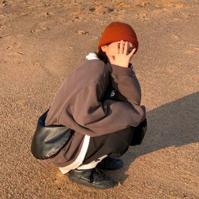 要努力和更好的人相遇(情侣头像一对超级的恩爱)图1