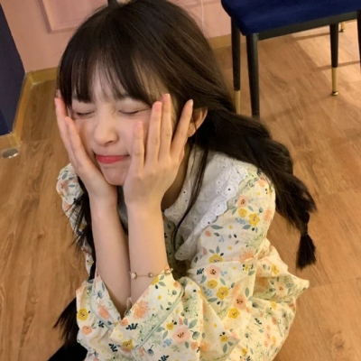 希望也有人是你的最佳听众(抖阴清纯脱俗的气质女生头像)图5