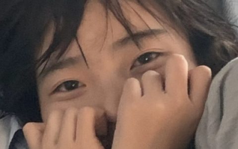月亮被嚼碎变成了星星(高清女生头像可爱又好看)