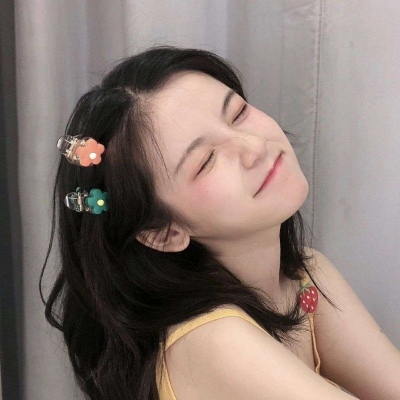 甜甜的优质女头像抖阴(可萌可甜的女生头像大全)