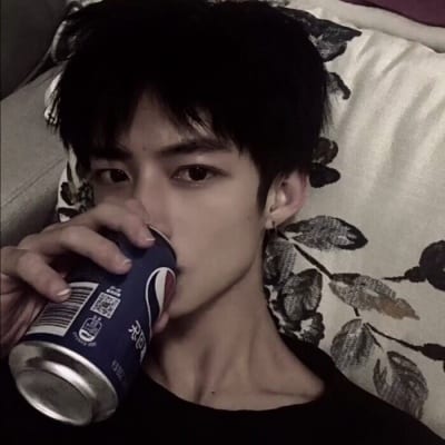 每天能有那么几分钟是真的开心就好(一组神仙颜值的男生帅气头像)