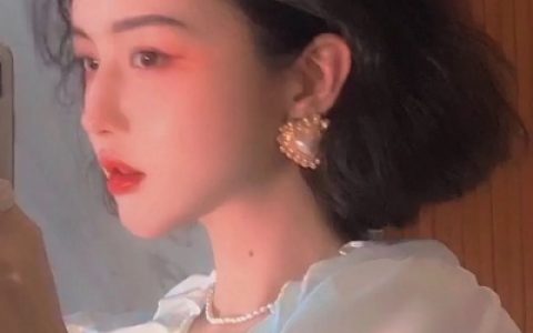 心怀明朗会有温柔的东西主动靠近(最热港风好看的女生QQ头像)