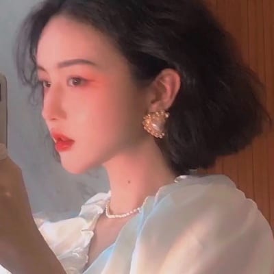心怀明朗会有温柔的东西主动靠近(最热港风好看的女生QQ头像)