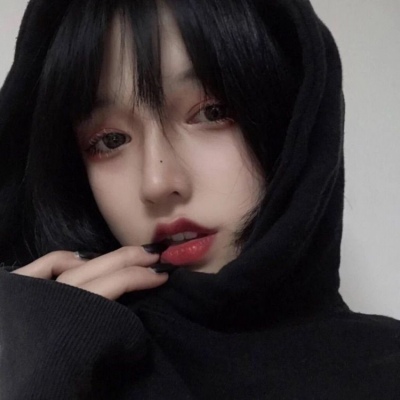 我曾毫无保留的爱过你(抖阴女生伤感头像很丧)图