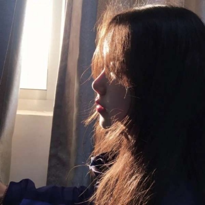 我曾毫无保留的爱过你(抖阴女生伤感头像很丧)图4