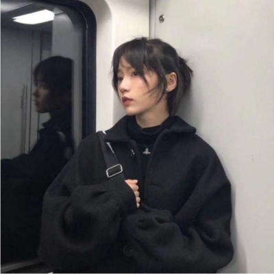 我曾毫无保留的爱过你(抖阴女生伤感头像很丧)图5