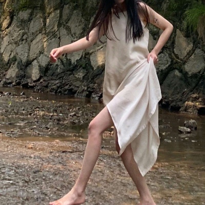 可惜我等不到你的单膝跪地(女生部位头像半身性感高冷)图2