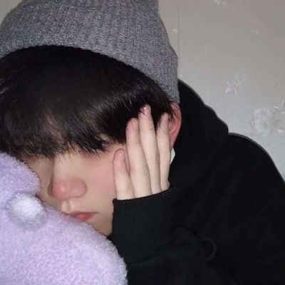 要么庸俗要么孤独(令人瞬间爱上的男生潮流头像)图3 要么庸俗要么孤独(令人瞬间爱上的男生潮流头像)图3