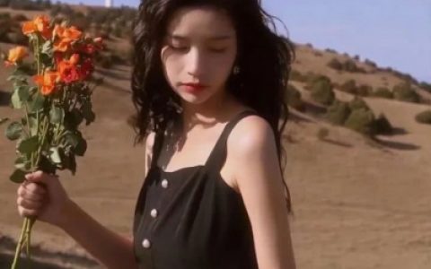 女生抱鲜花的文艺头像(森系女头像文艺高清)